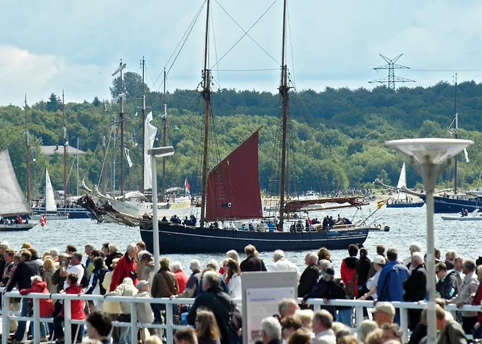 3 Person In Appartement Wendtorf